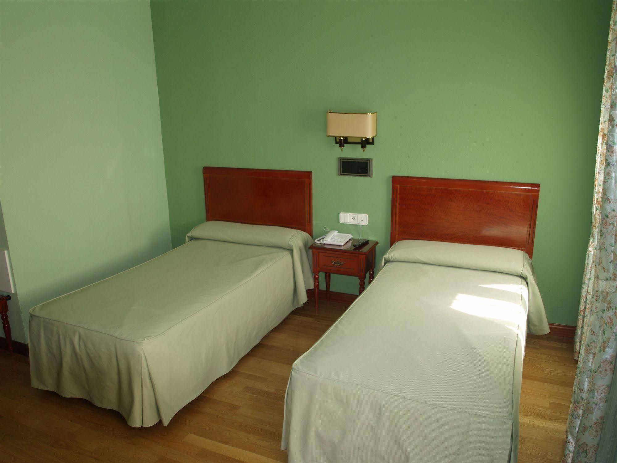 Hotel Serit Херес-де-ла-Фронтера Экстерьер фото